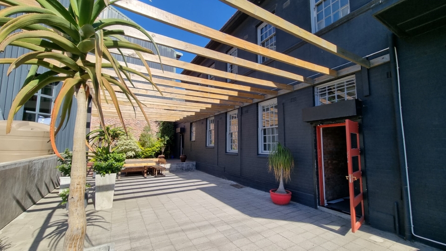 To Let Commercial Property for Rent in Woodstock Western Cape